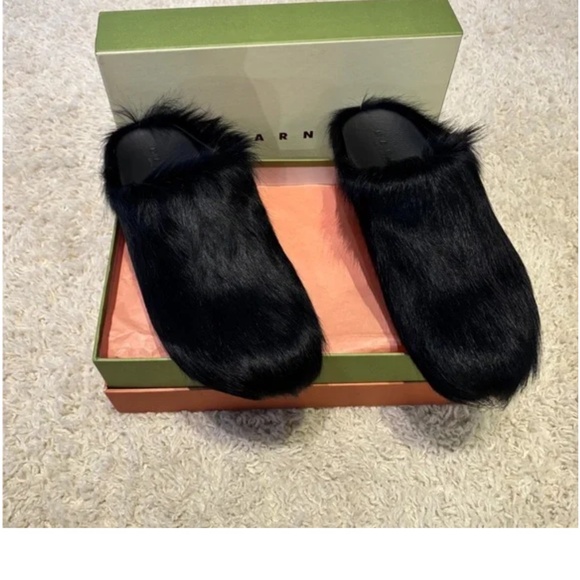 Marni Fur Push Ons / Slippers Excellent Condition Unworn Immediate Shipping - Picture 3 of 4